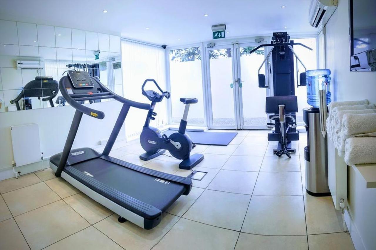 By Mercure Hotel Stanwell