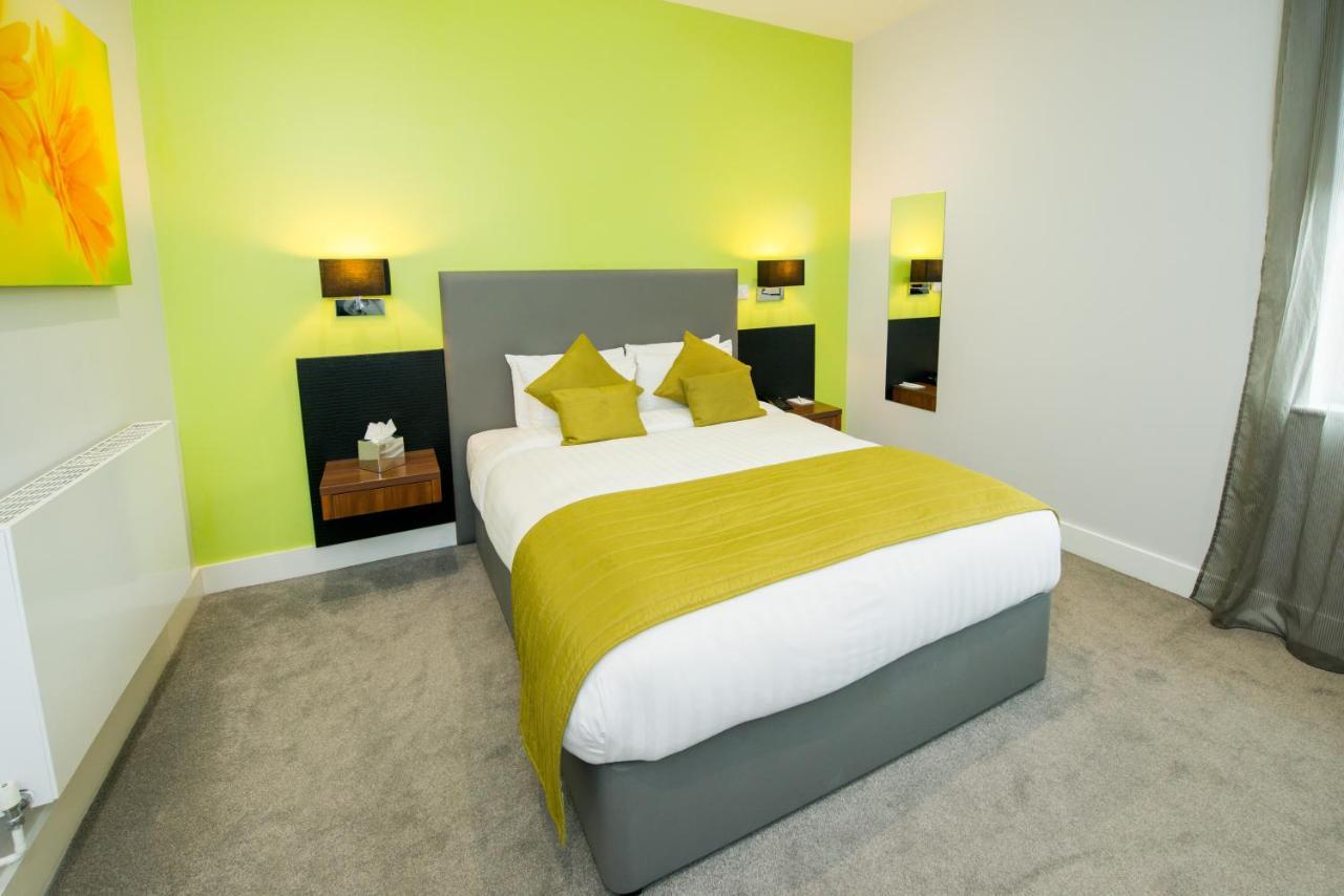 By Mercure Hotel Stanwell