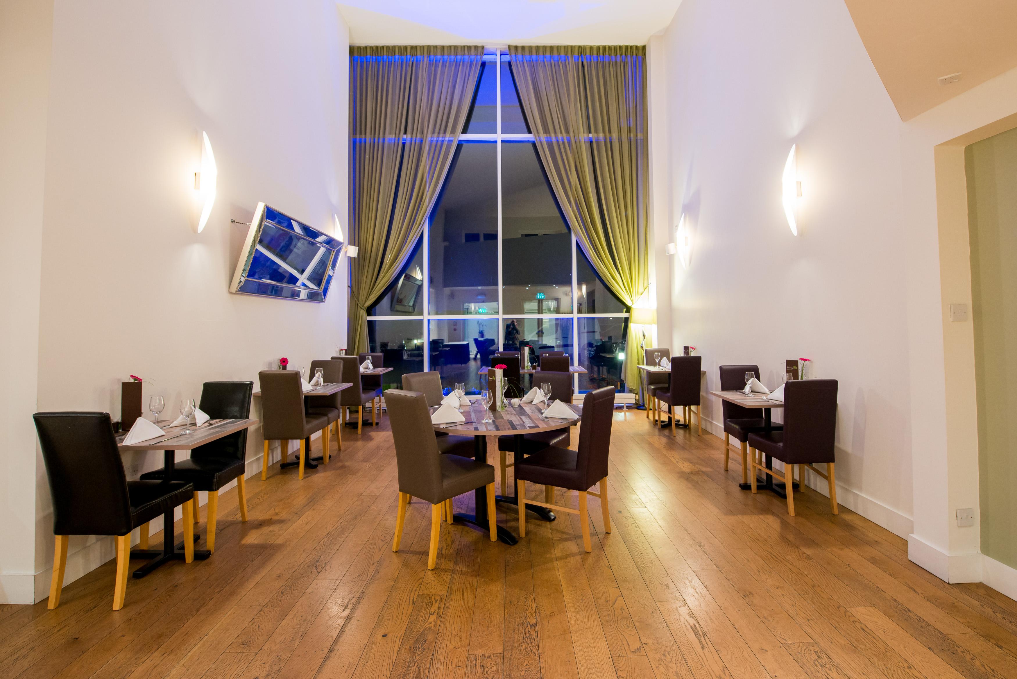Hotel By Mercure 3*