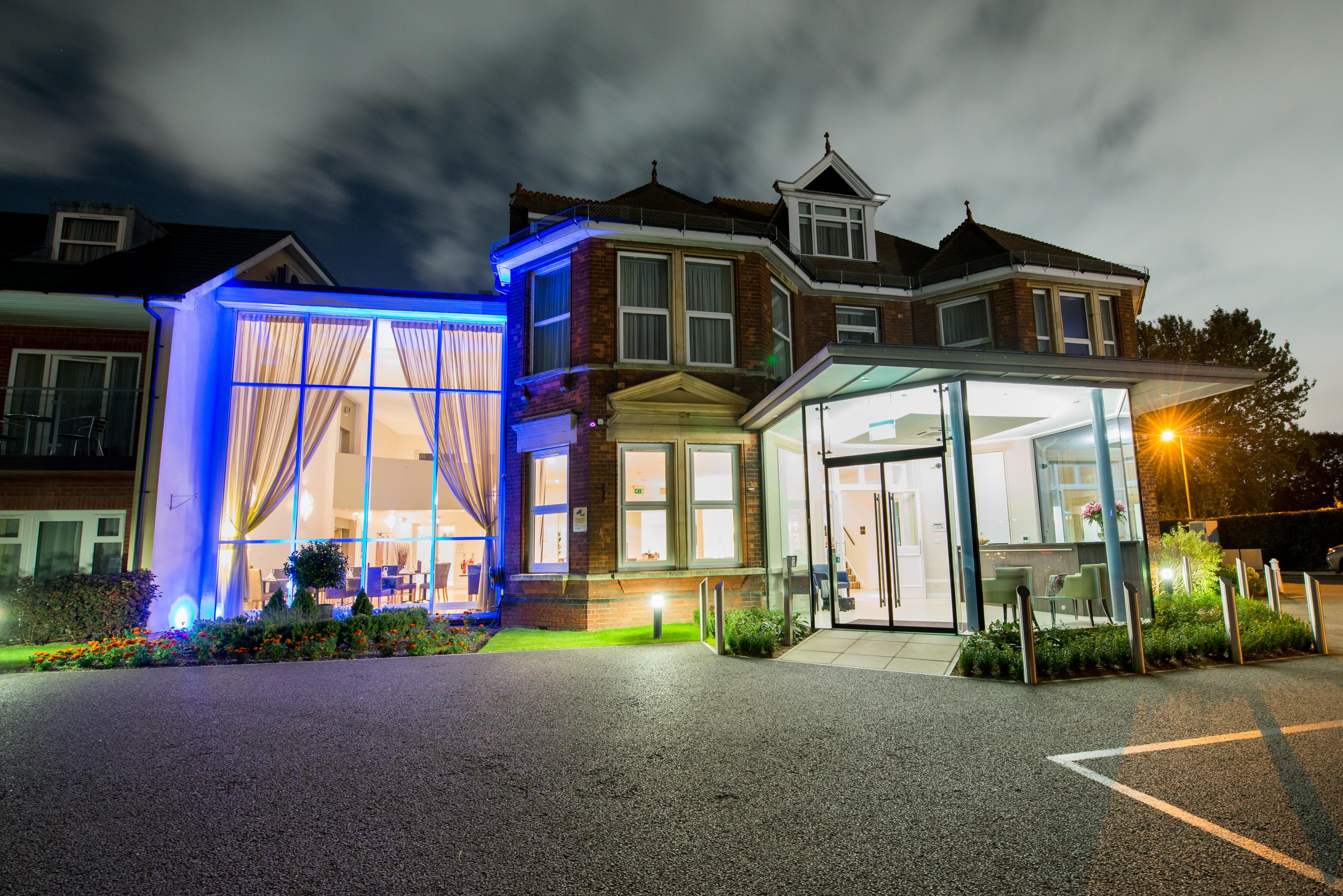 Hotel By Mercure 3*