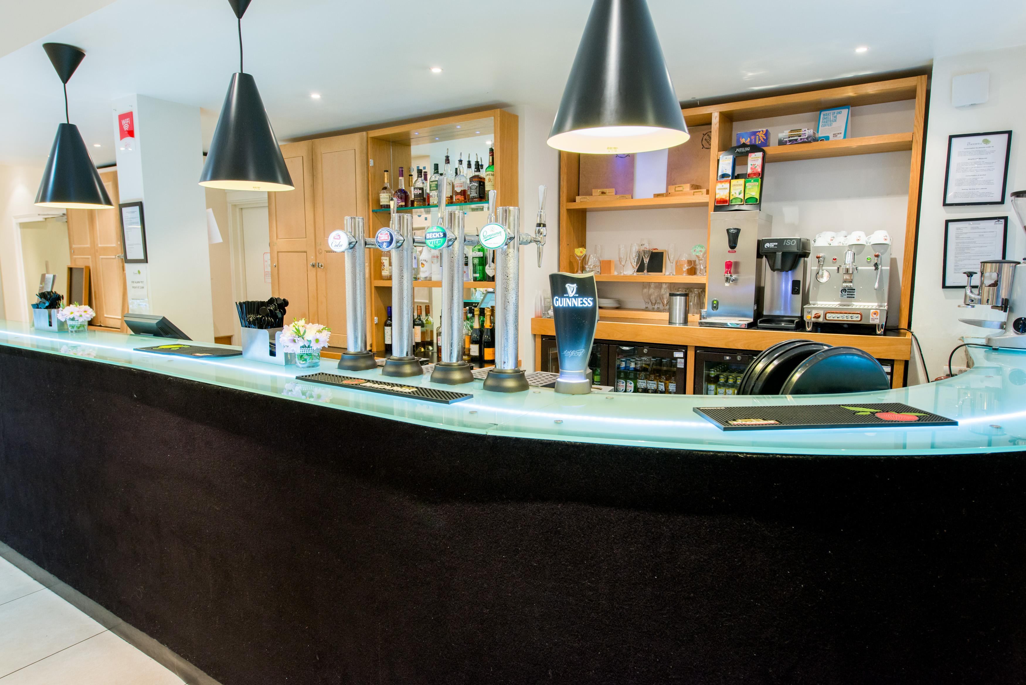By Mercure Stanwell