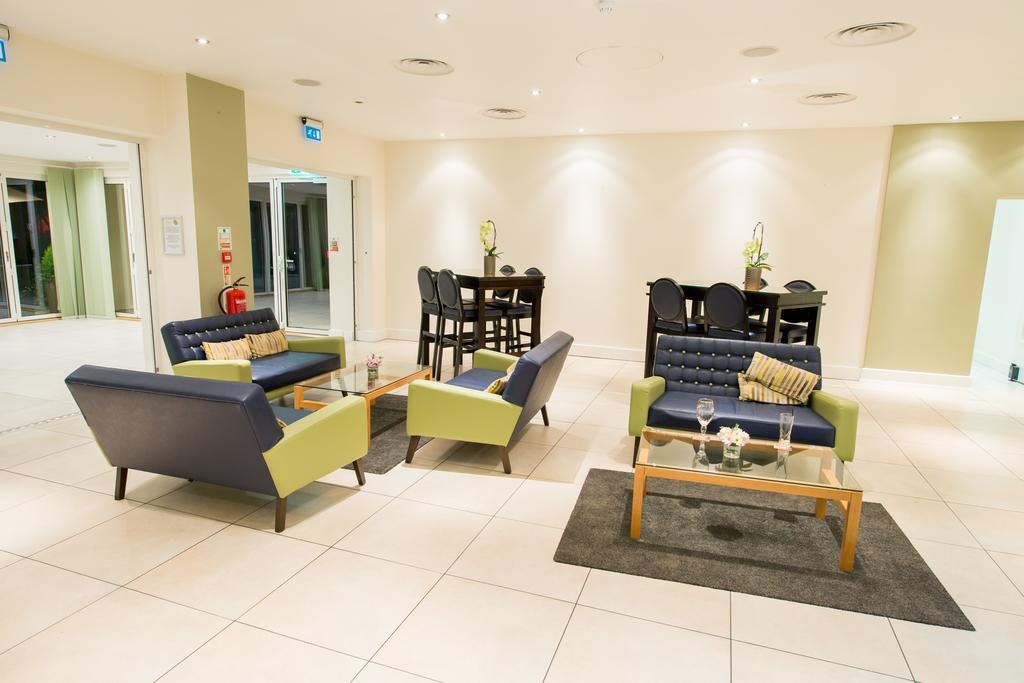 By Mercure Hotel