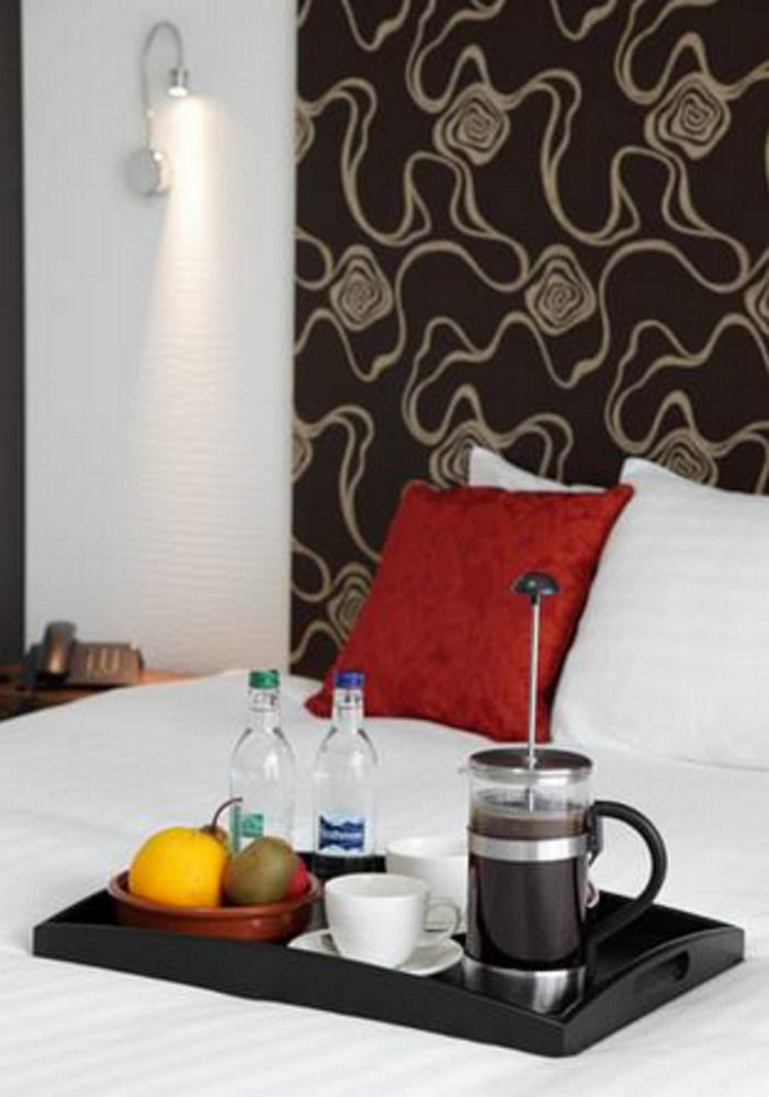 By Mercure