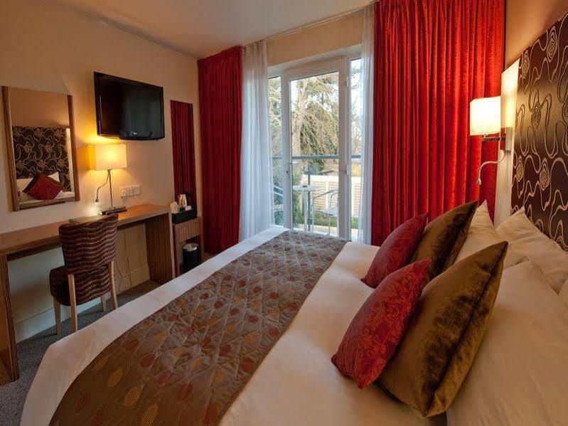 By Mercure 3*